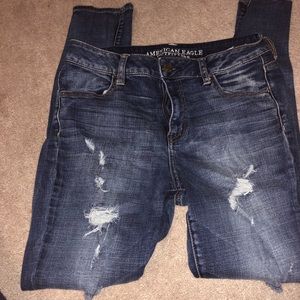 Hi rise destroyed AE jeggings